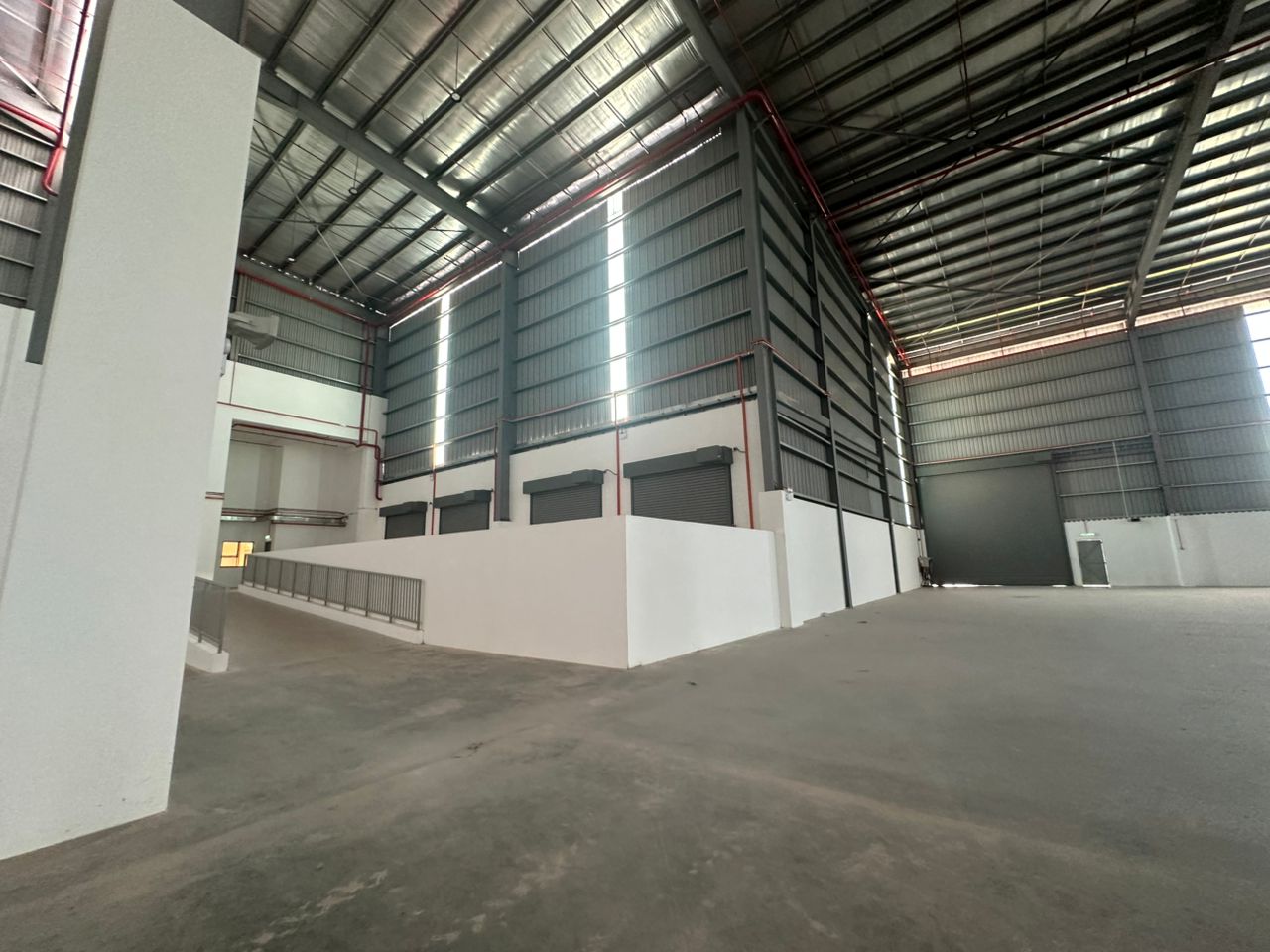 111200 sqft Brand New Detached Industrial Units - photo 5