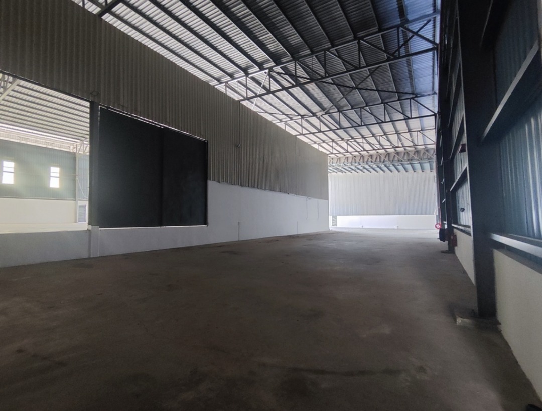 80483 sqft Corner Unit Storey Detached Factory - photo 2