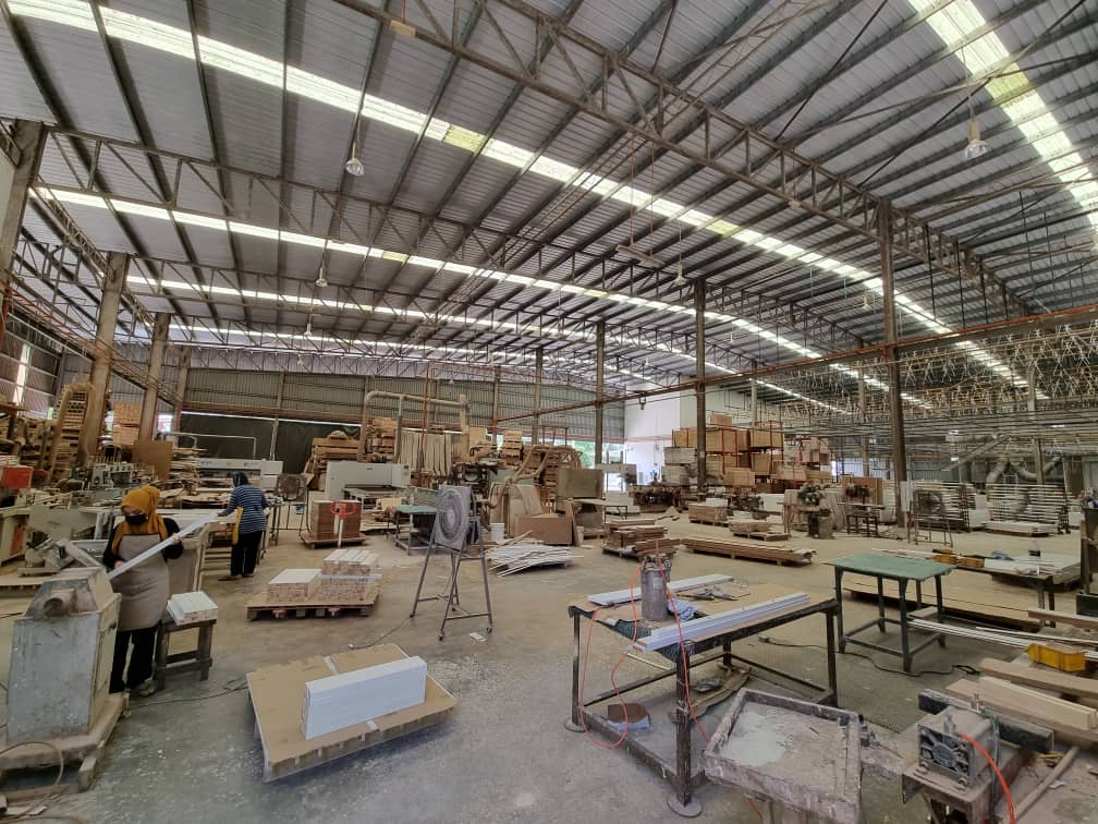 1 Storey Factory with 2 Storey Office Lunas - photo 8