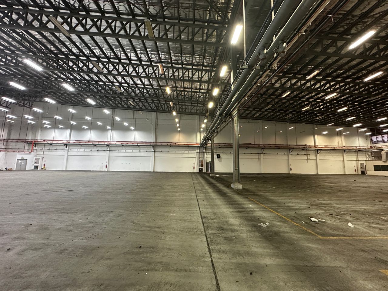 119990 sqft High-Spec Industrial Facility - photo 5