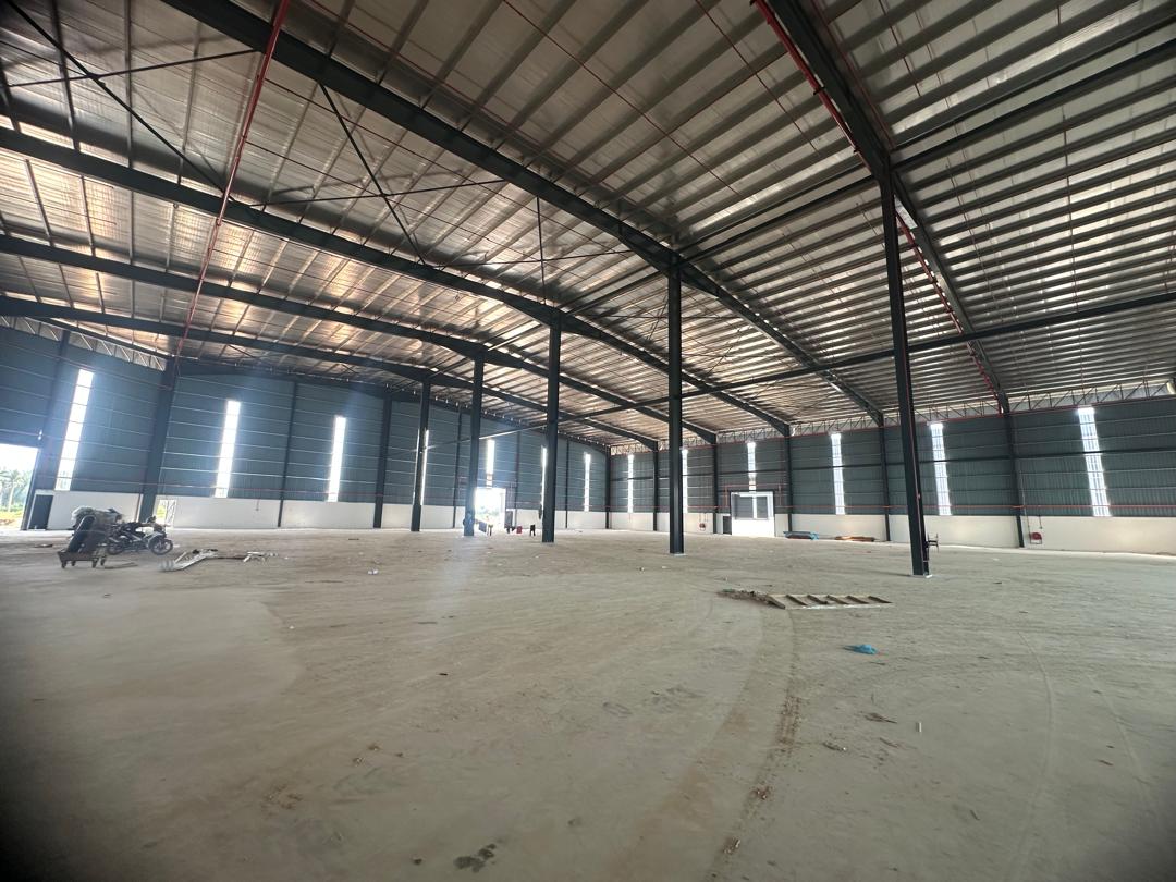 New Valdor Industrial 41040sqft Detached Factory - photo 2