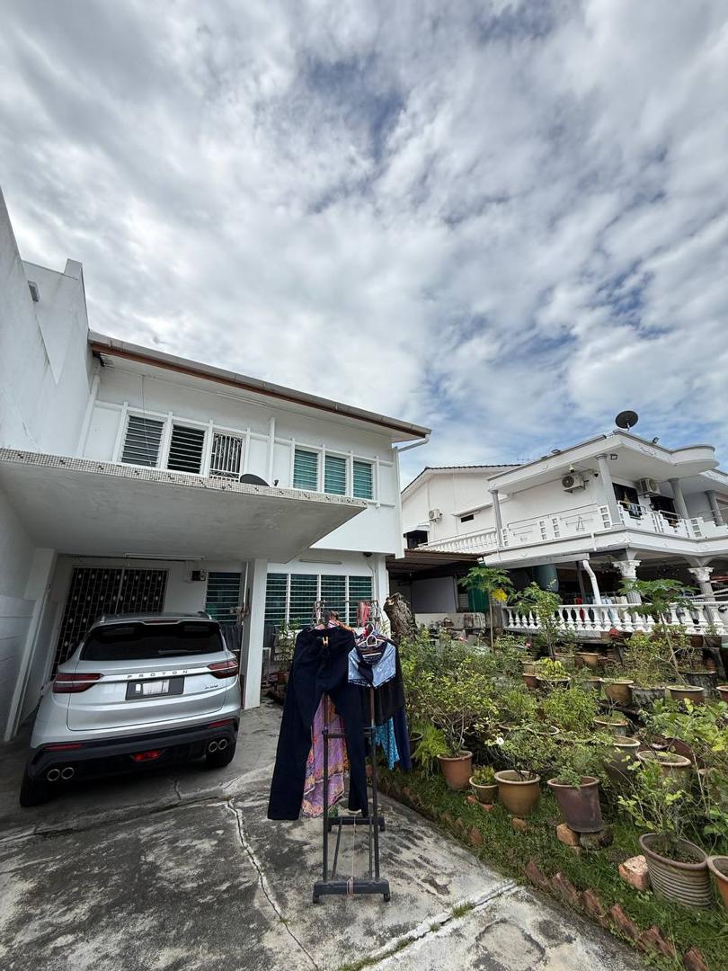 Taman Bukit Dumbar Semi Detached House