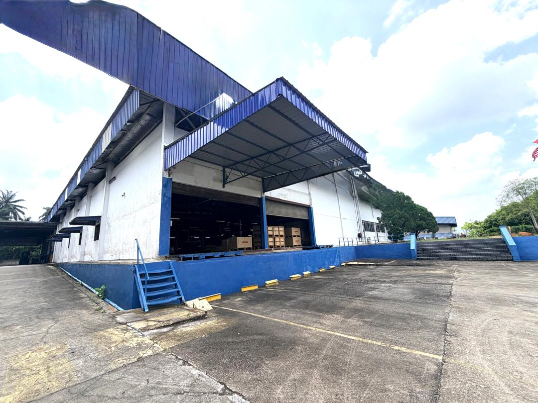 Kulim Factory Warehouse for Sale or Rent 89790 sf - photo 2