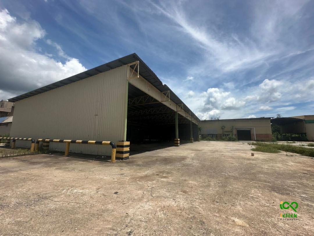 377,759 sq ft Merbok Heavy Industrial Facility - photo 2