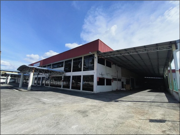 19,000 sq ft 1,000A Detached Factory for Rent - photo 2