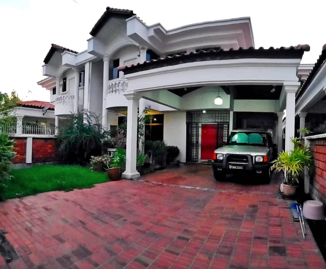 Semi-D House Taman Soon Kong, Luyang - photo 2