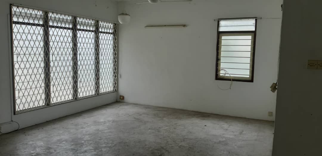Semi-Detached House at Tingkat Pantai Jerjak - photo 3