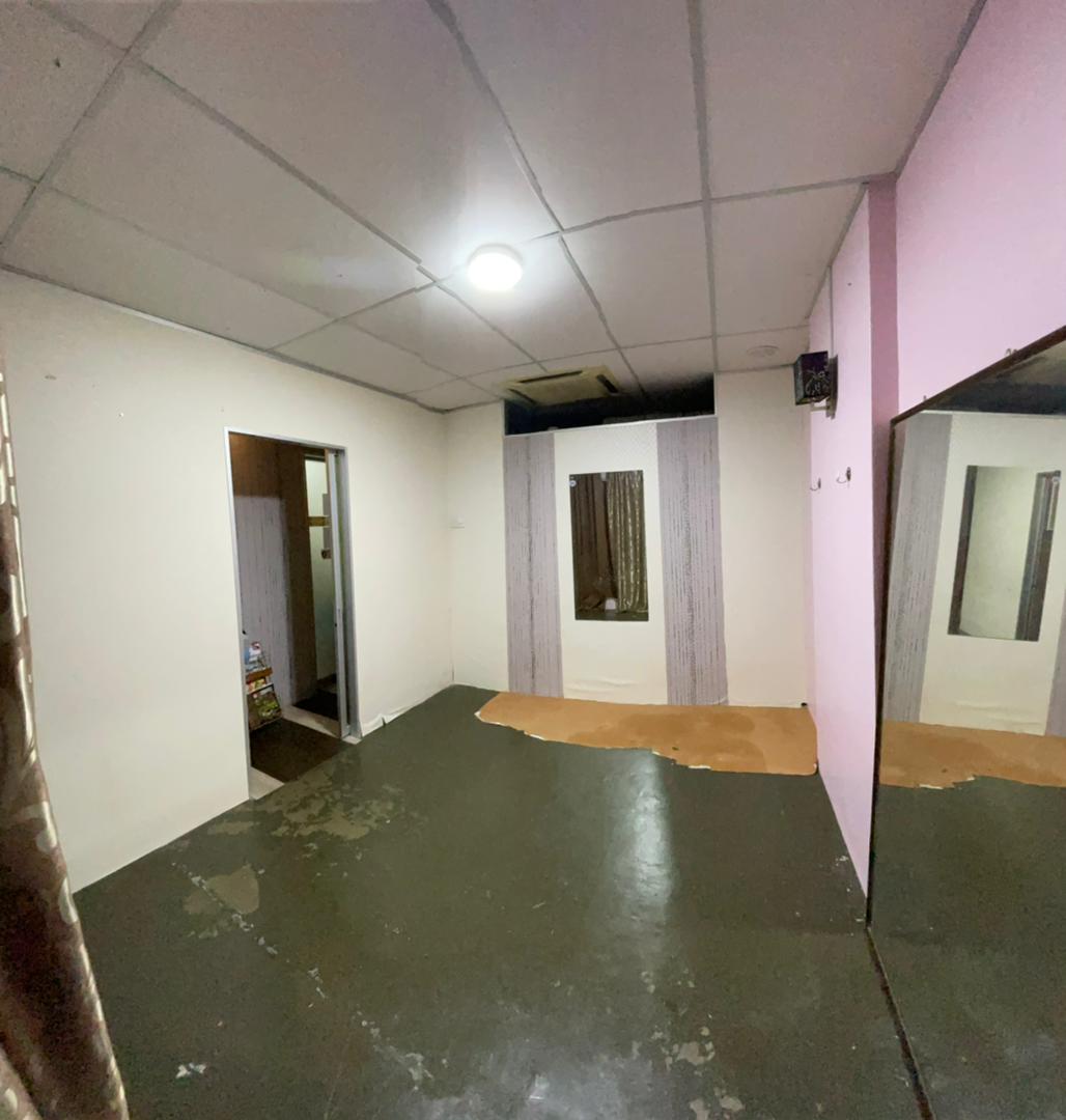 Ground Flr Shoplot at Sri Wonder Complex, Jelutong - photo 6