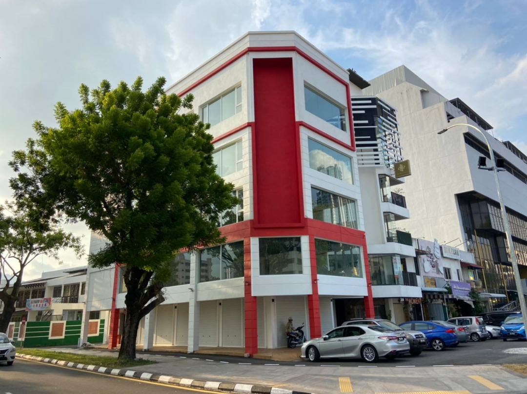Shoplot with lift at Jalan Cantonment, Pulau Tikus - photo 2