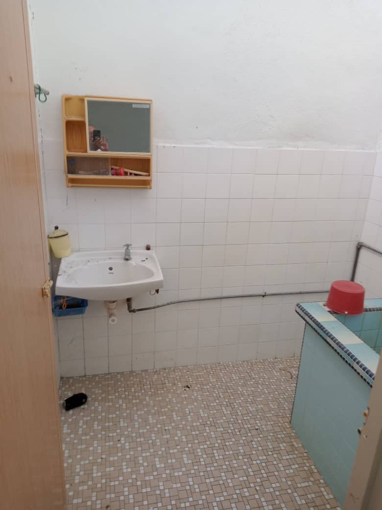 Tingkat Pasir Belanda Double Storey house for sale - photo 7