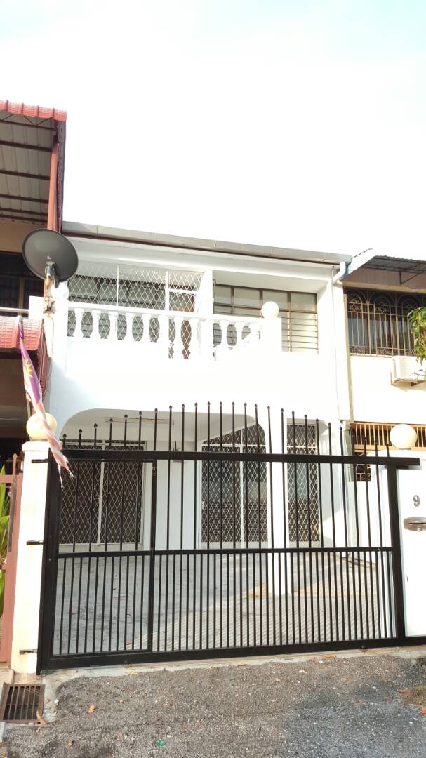 Teluk Kumbar Double storey house for sale - photo 6