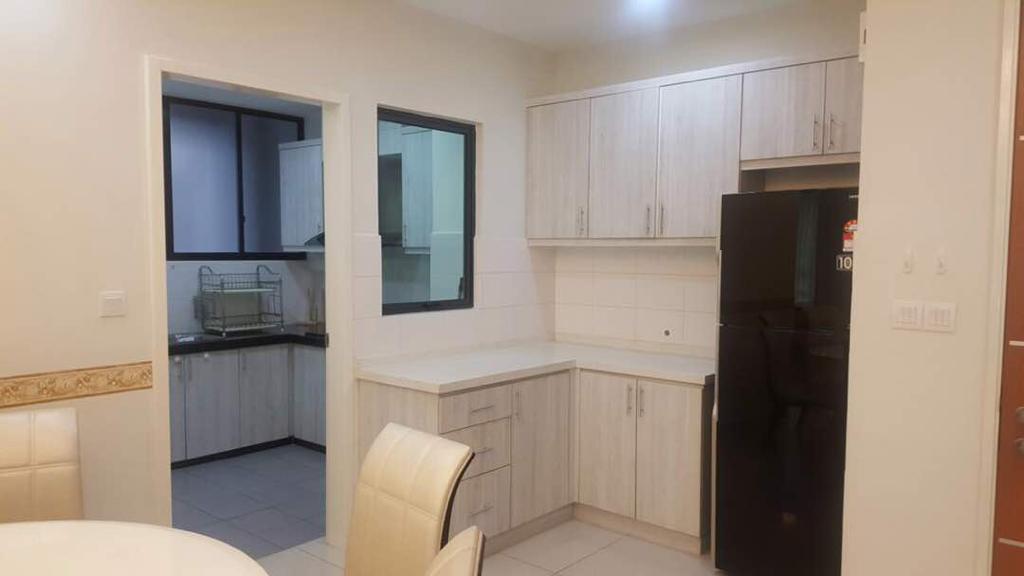 Z Residence renovated unit below market value - photo 5