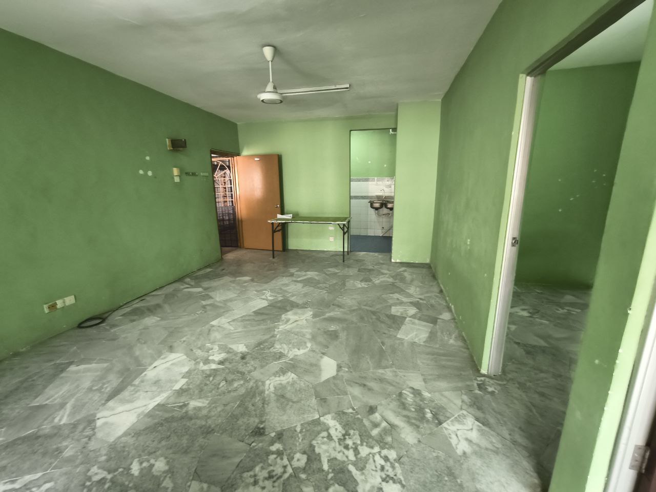 Pangsapuri Sri Anggerik 2 , Bandar Puchong Jaya - photo 1