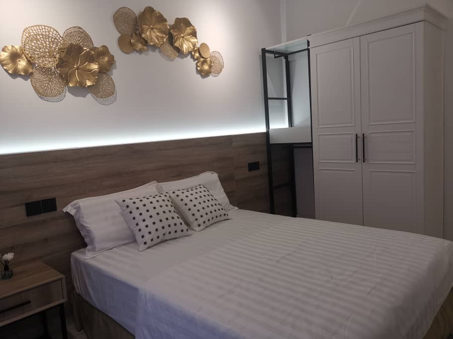 Vivo Residential Sui ...