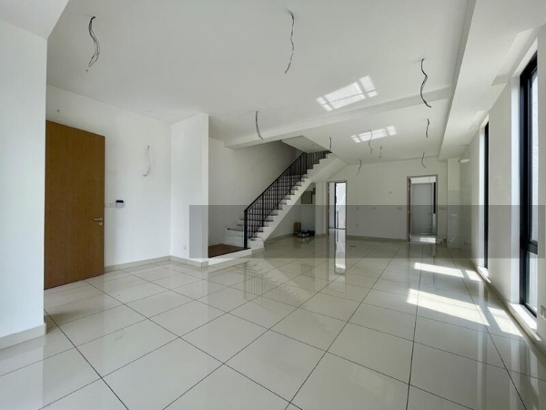 3 Storey Superlink L ...