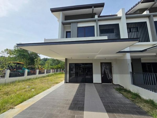 Taman Puchong Legenda Sale Landed - photo 2