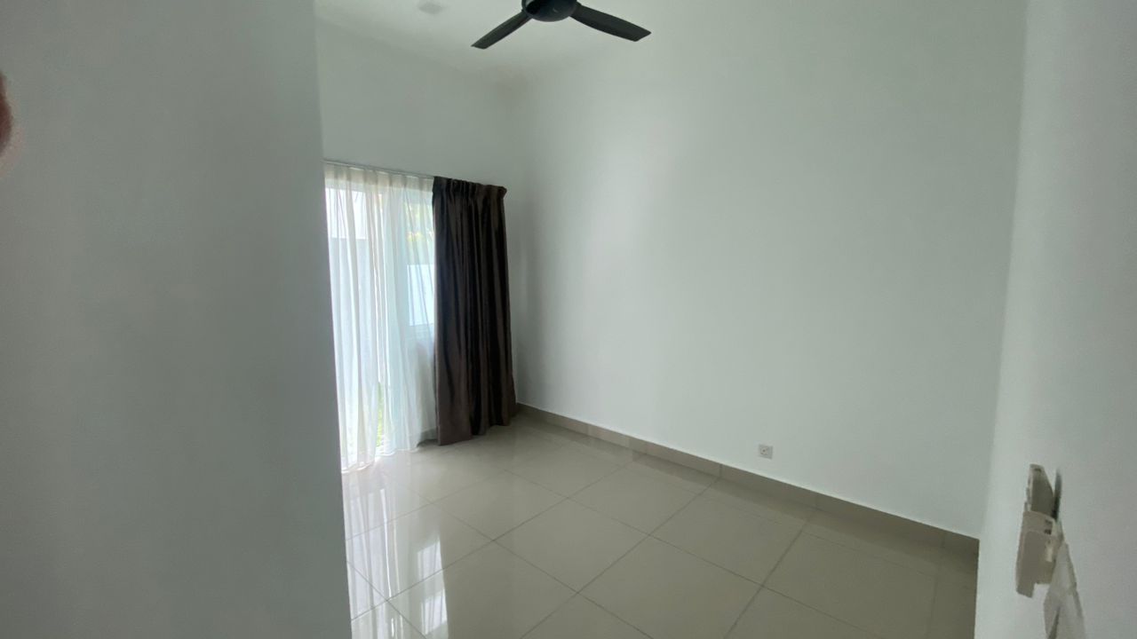 Clover Garden Residence Sale - photo 4