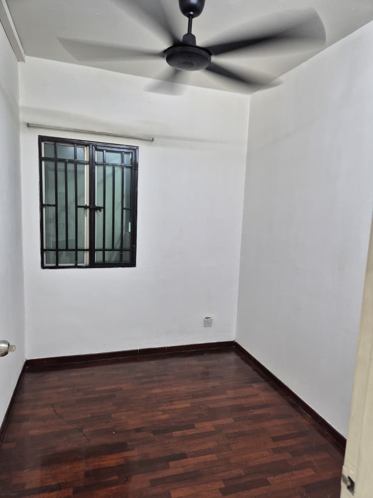Green Avenue Condominium for Sale - photo 6