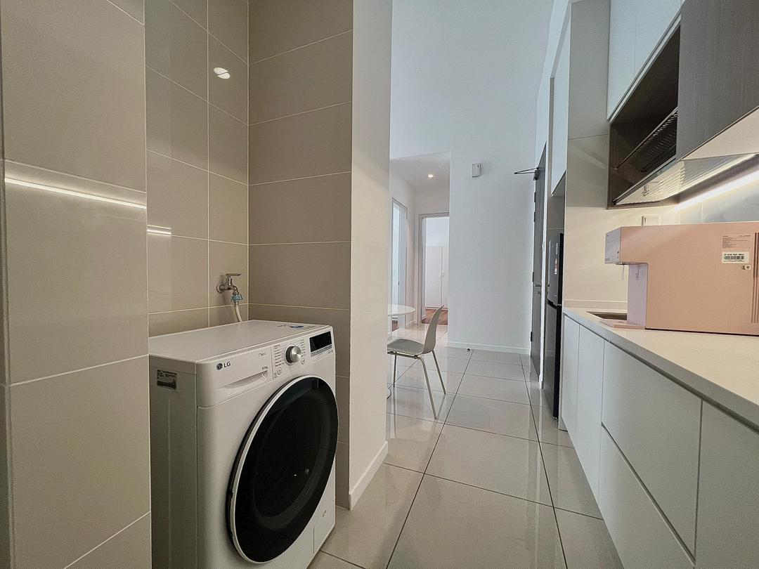 The Maple Residences for Rent - photo 2
