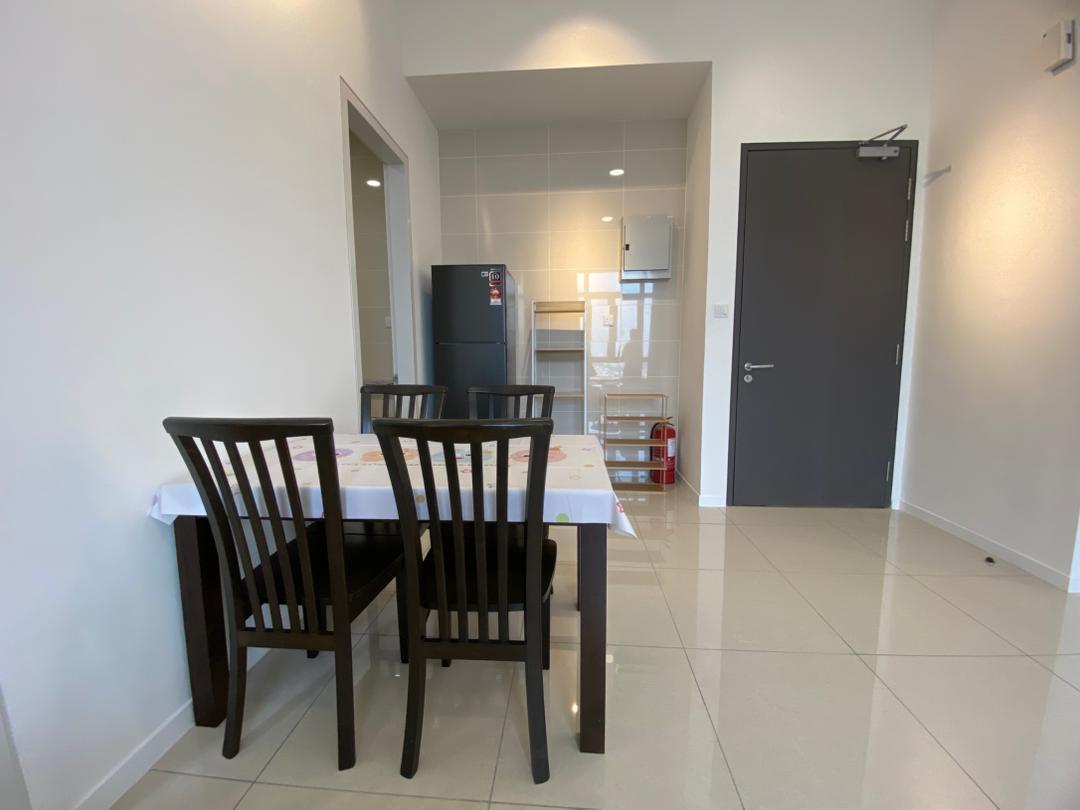 The Maple Residences for Rent - photo 2
