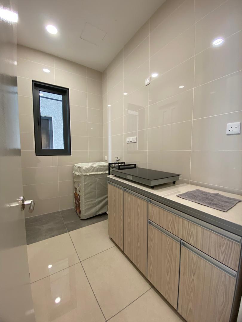 The Maple Residences for Rent - photo 3