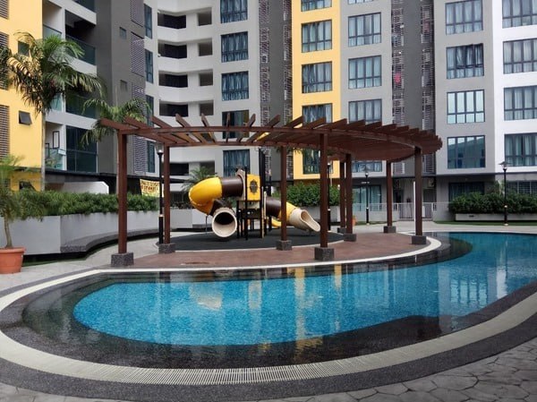 SILK SKY, SERI KEMBANGAN, BALAKONG