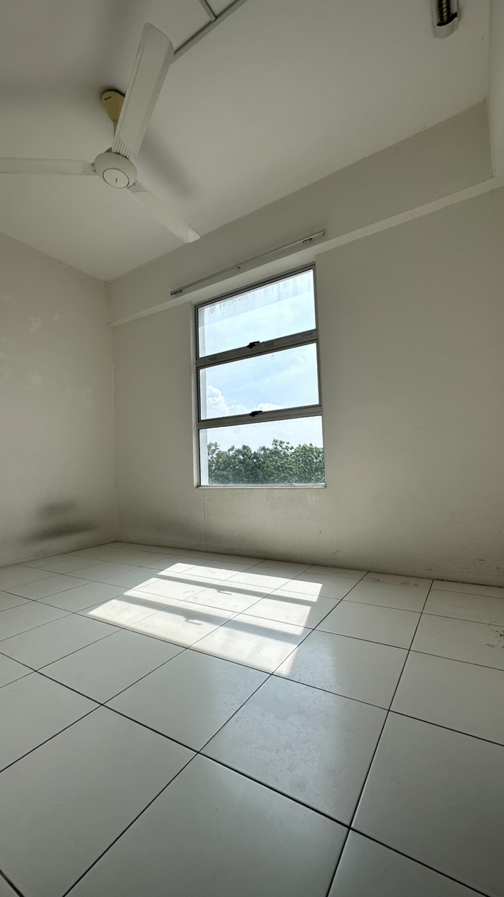 calisa residence basic unit taman mas puchong - photo 3