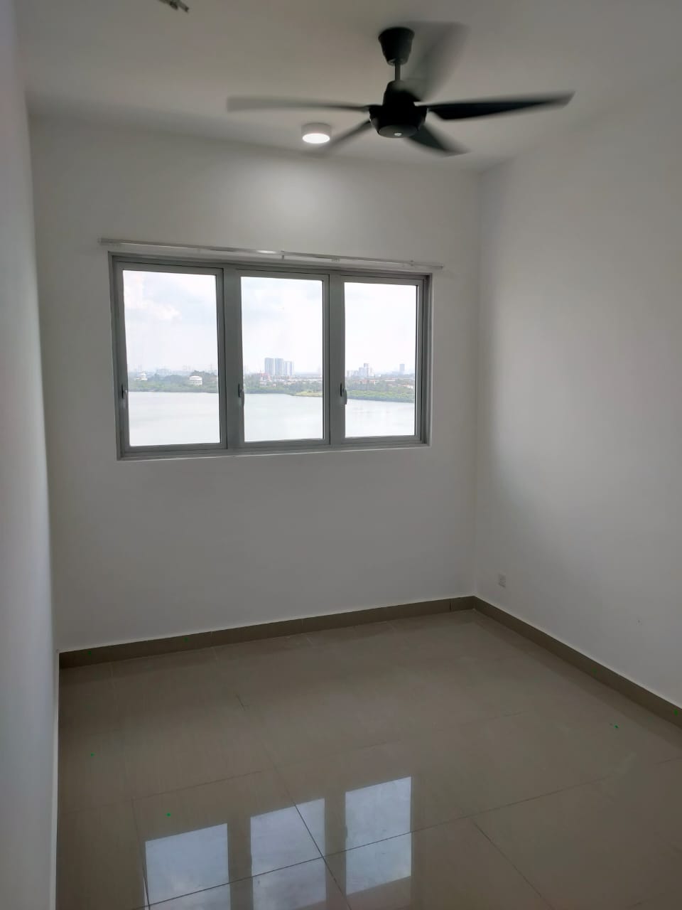 SKYLAKE RESIDENCE - photo 11