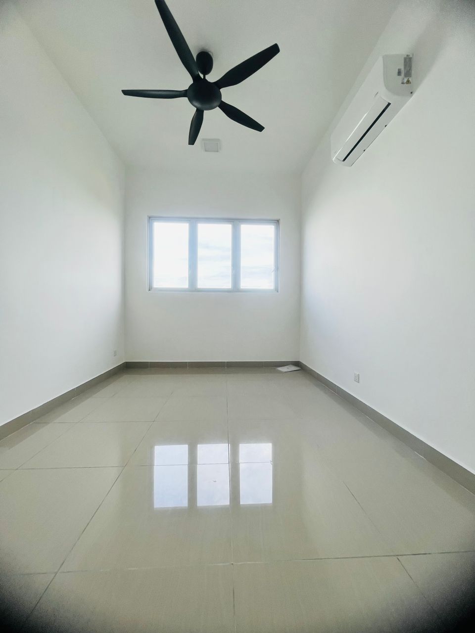 SKYLAKE RESIDENCE - photo 3