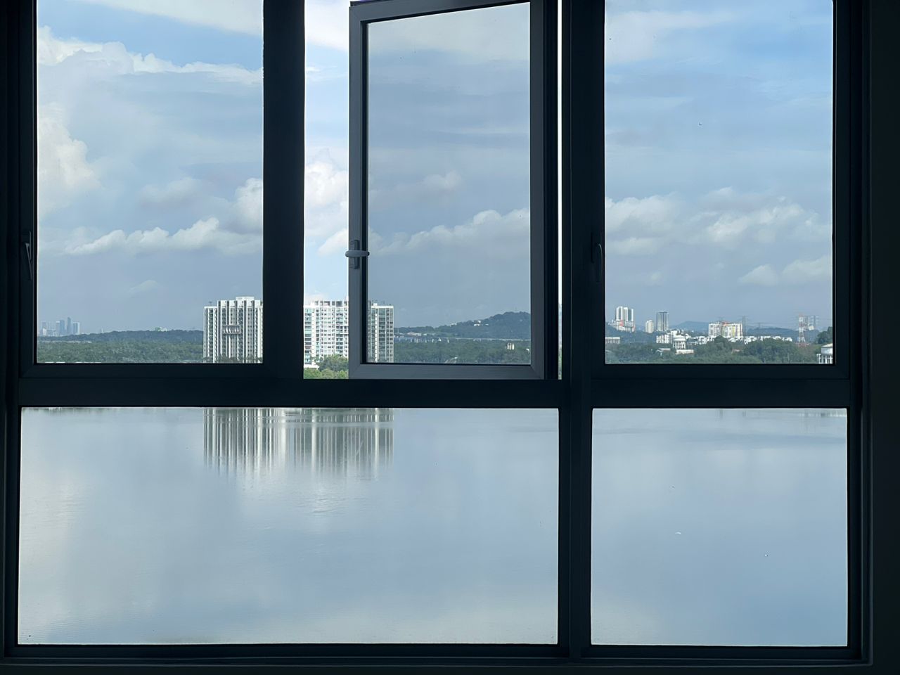 SKYLAKE RESIDENCE - photo 8