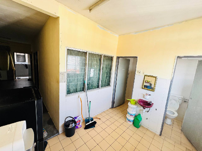 Pangsapuri Rimba, Seksyen 16, Shah Alam - photo 4