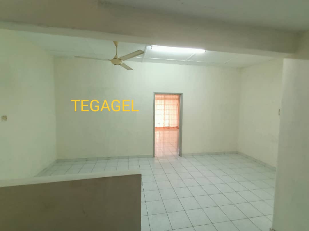 Taman Bayu Perdana,Double Storey Endlot - photo 8