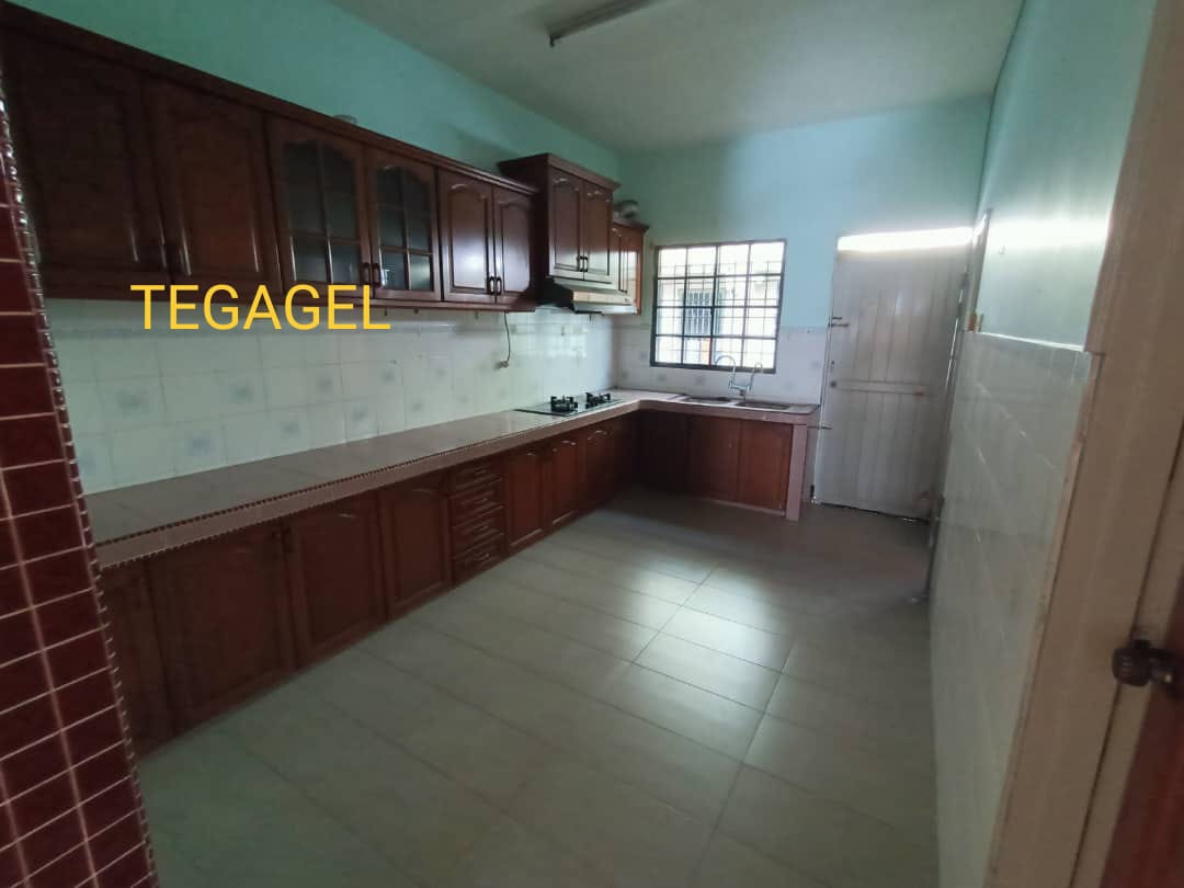 Taman Bayu Perdana,Double Storey Endlot - photo 10