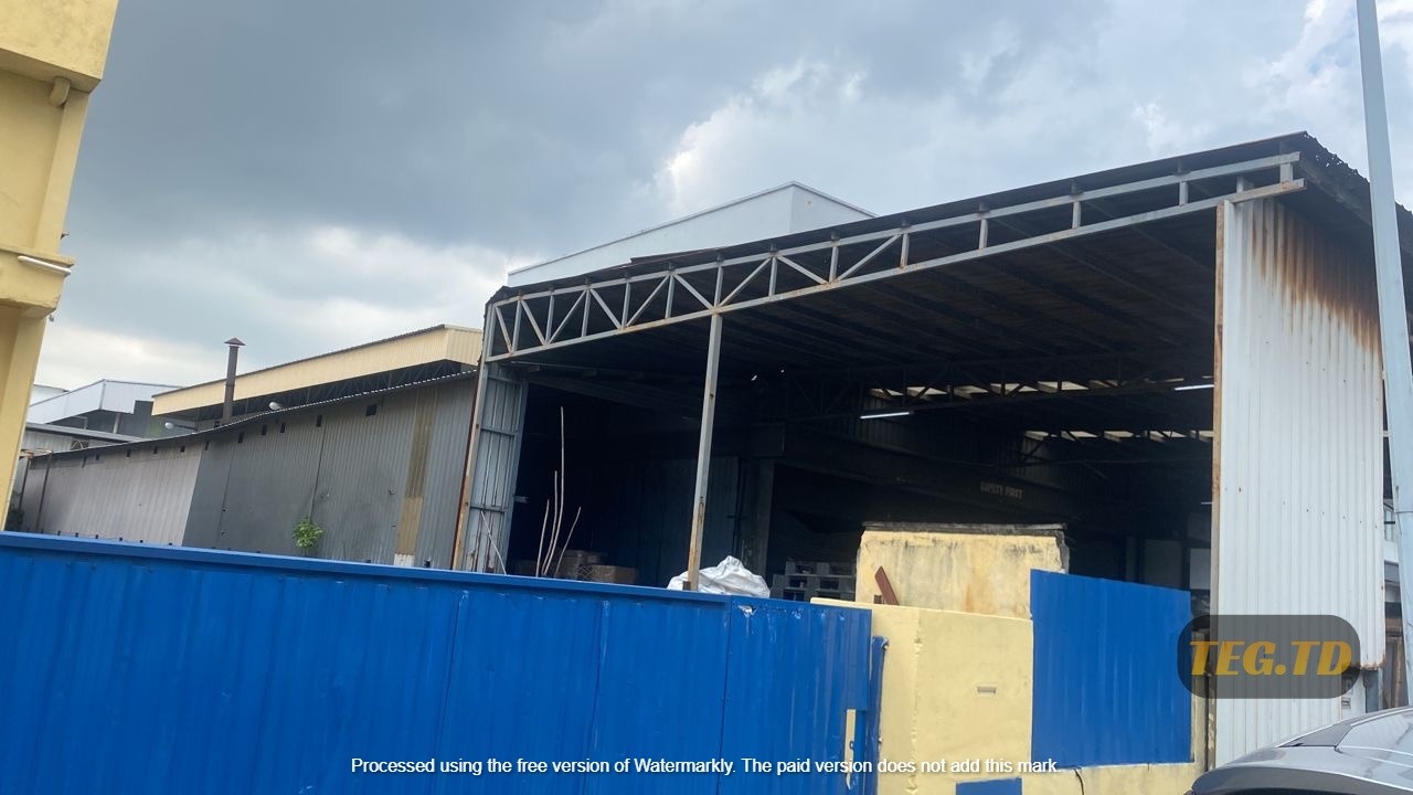 Aman Perdana Klang Factory Warehouse - photo 4