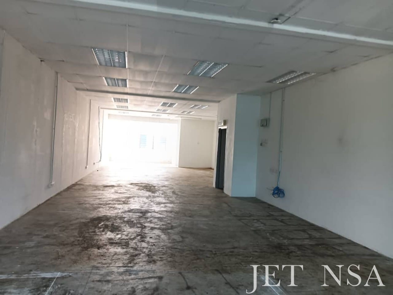 Jalan Ramin Bandar Botanic,1st Floor Shop Lot - photo 3