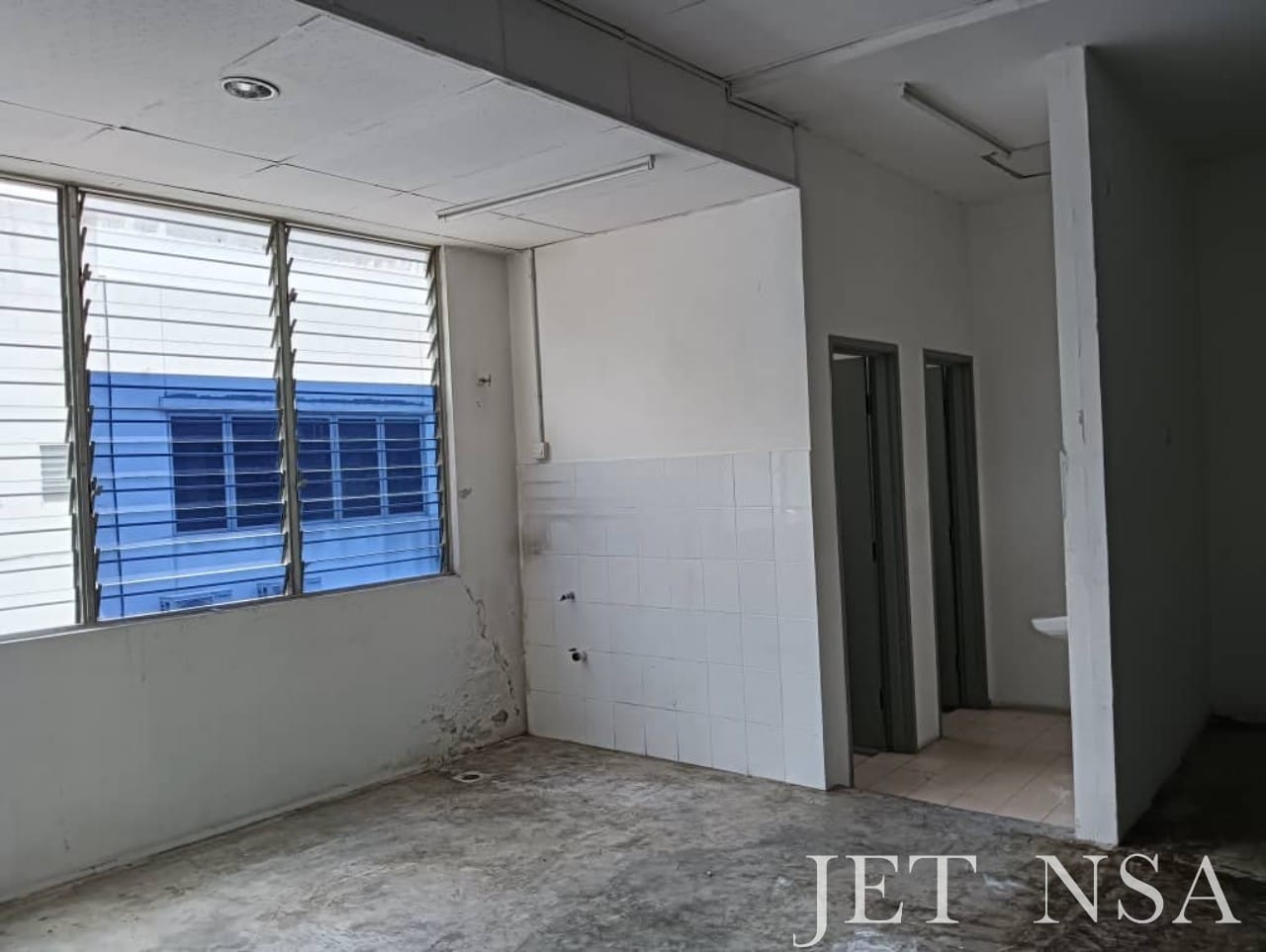 Jalan Ramin Bandar Botanic,1st Floor Shop Lot - photo 5