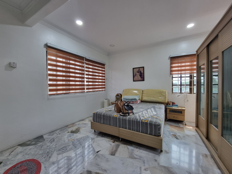 Double Storey Cornerlot,Yusuf Shahbudin Sentosa - photo 4