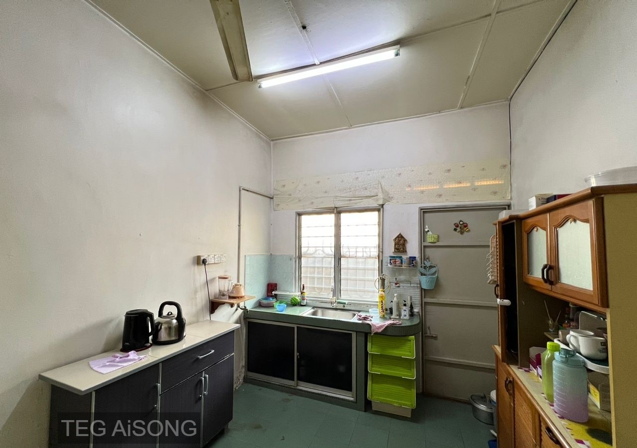 Kampung Jawa Single Storey House for Sale,for Rent - photo 4