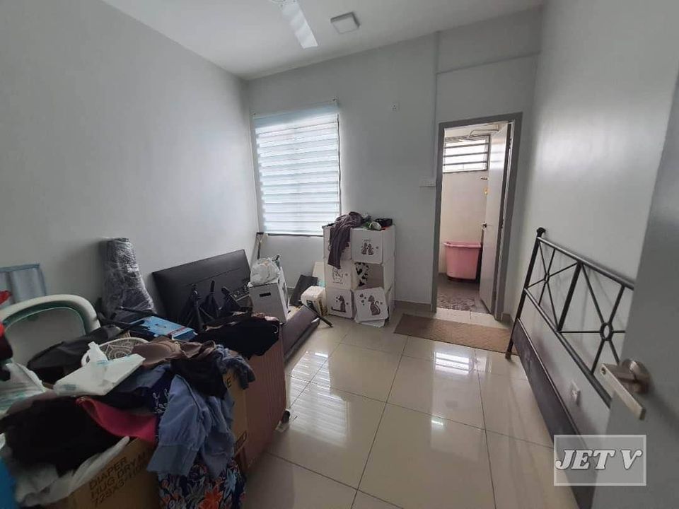 Amverton Link,Renovated Double Storey House - photo 8