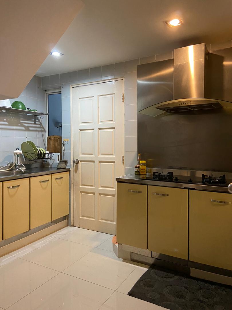 1A Stonor Condo for Rent - photo 1