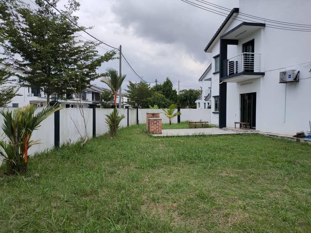 Corner Double Storey Terrace for Sale - photo 4