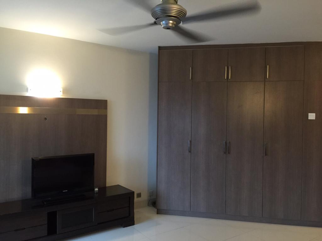 Riana Condo For Rent
