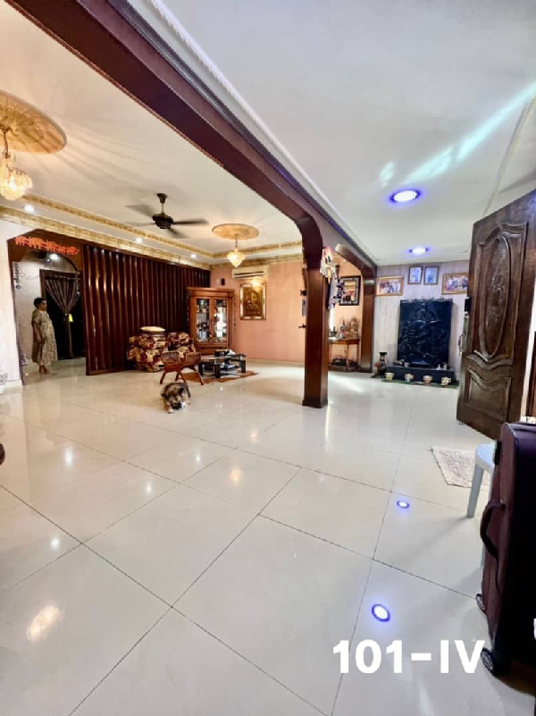 Double Storey Superlink Endlot House  - photo 2