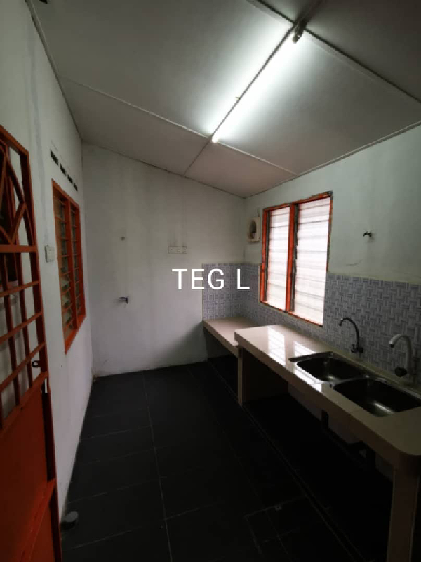 Single Storey House for Rent  - photo 3