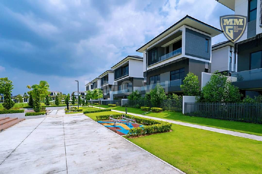 2.5 Storey Bungalow 