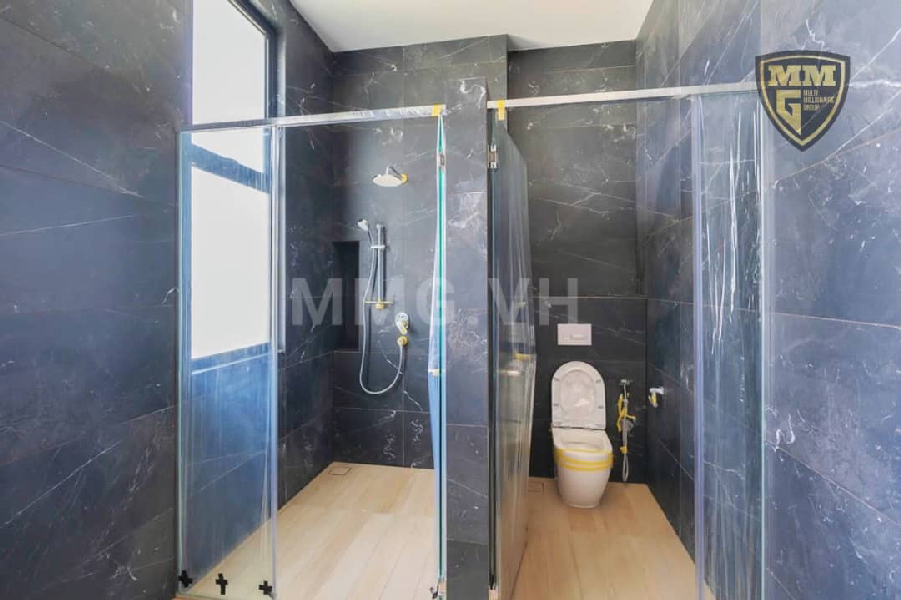 2.5 Storey Bungalow  - photo 8