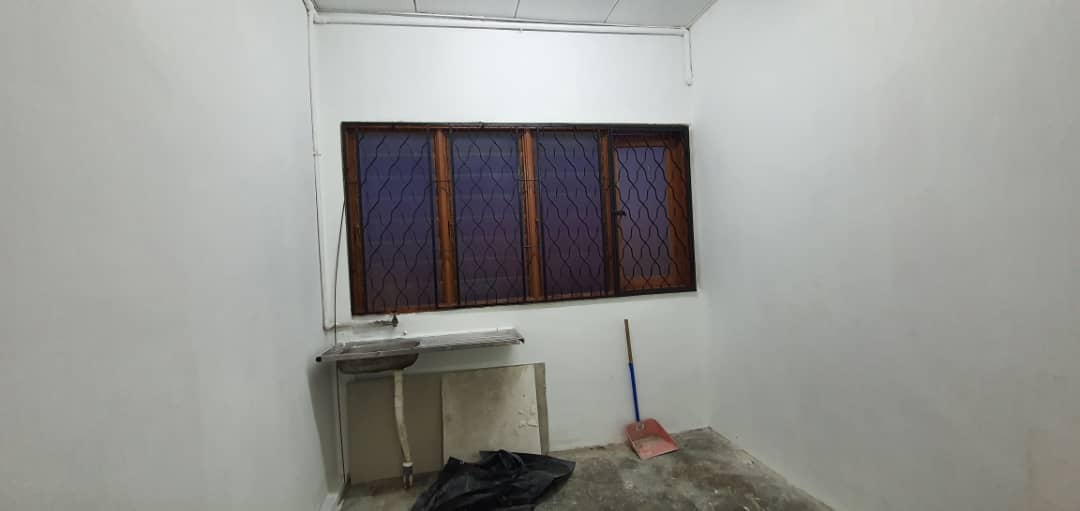 Flat, Bandar Selesa Jaya - photo 5