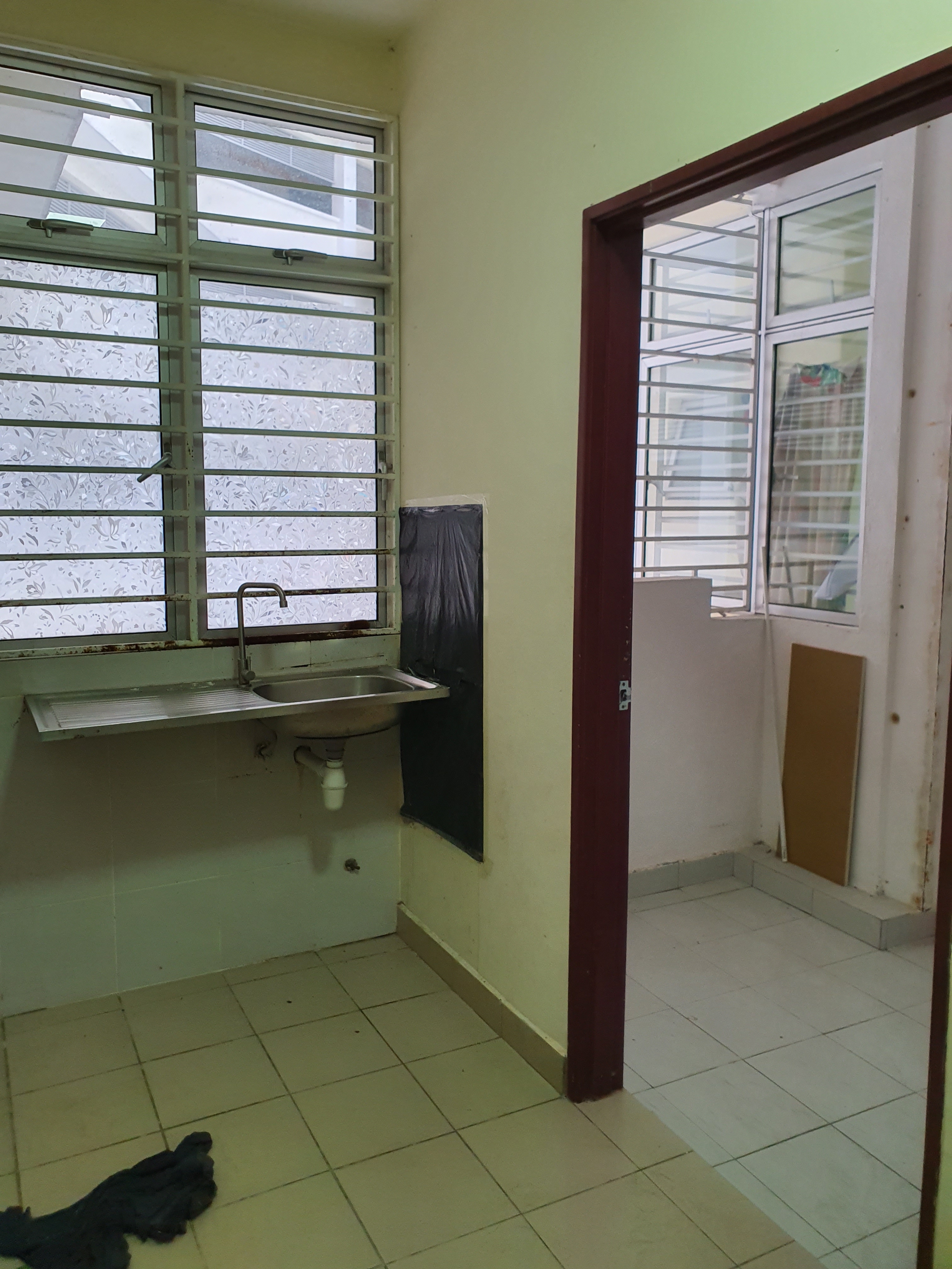 Apartment Larai Presint 6 Putrajaya Near to Cyberjaya & Puchong - photo 3