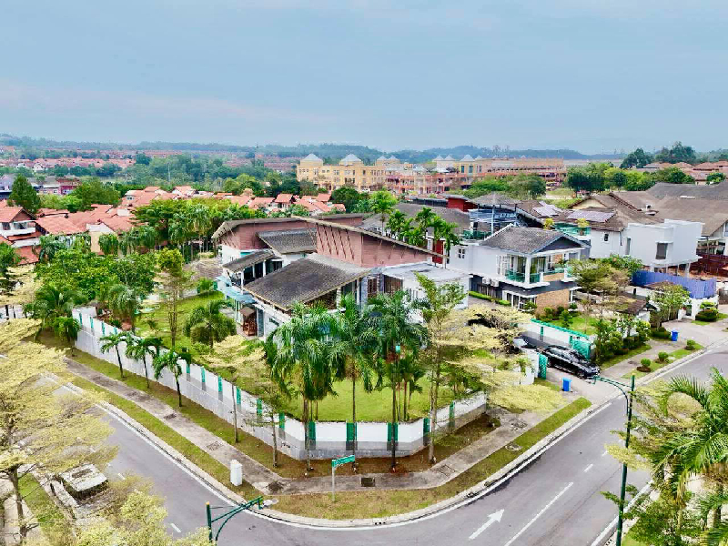Corner Lot Bungalow House Bukit Jelutong Shah Alam - photo 3
