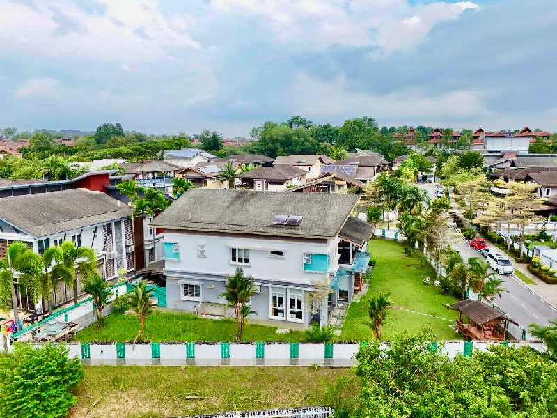 Corner Lot Bungalow House Bukit Jelutong Shah Alam - photo 4